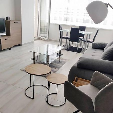 Plaza Apartman - City Center, Free Parking, Free Wifi Debrecen Exteriör bild